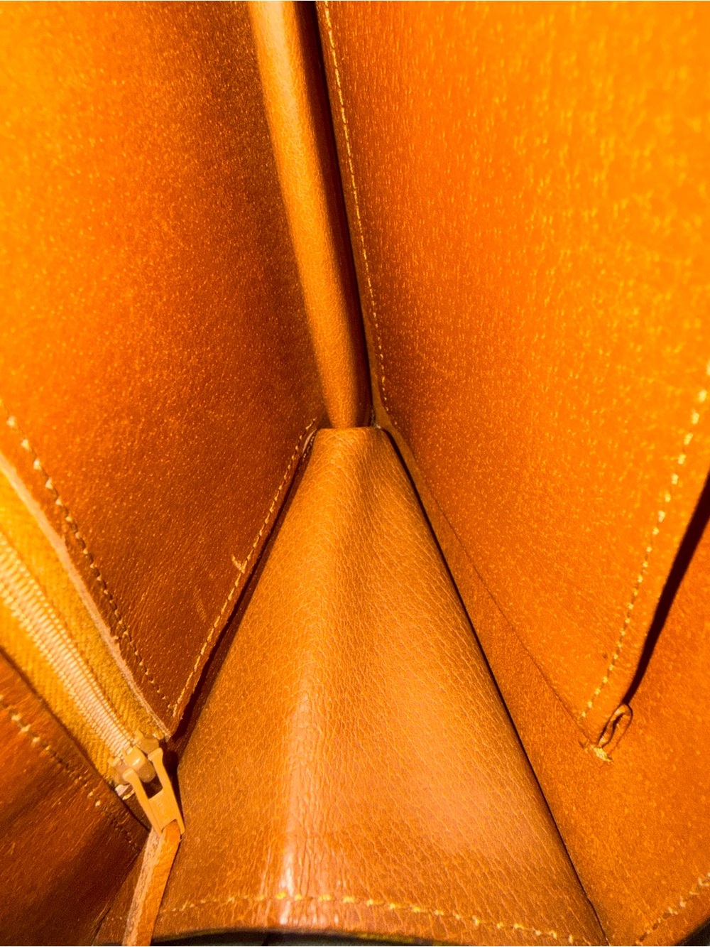 Authenticated Louis Vuitton Vintage Pochette Dame PM Clutch - Picture 9 of 16